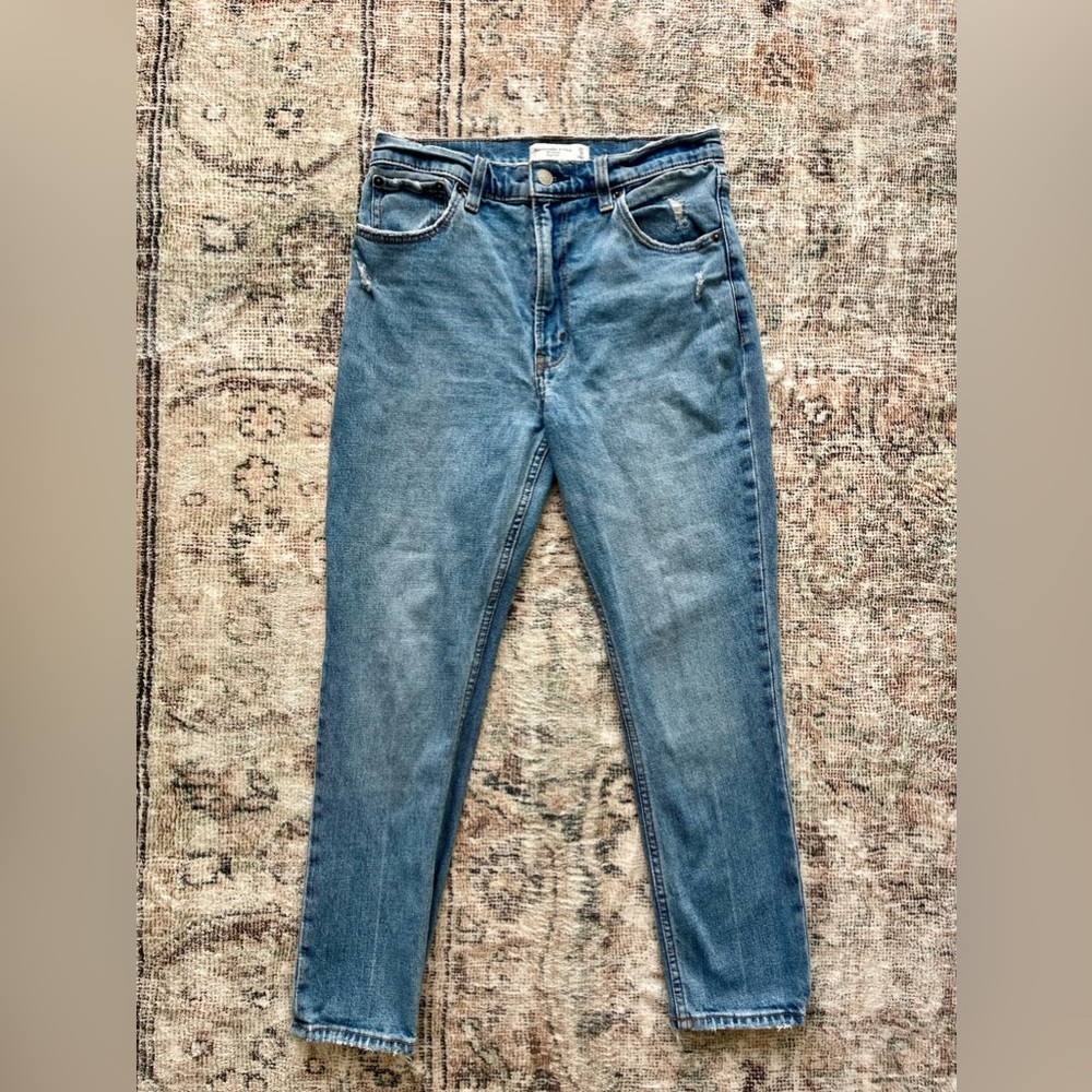 Abercrombie Medium Wash High Rise Skinny Jean Size 27 Short / Petite